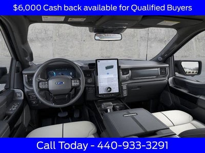 2025 Ford F-150 Lightning Platinum