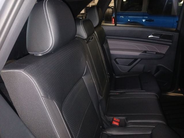 2021 Volkswagen Atlas Cross Sport 3.6L V6 SE w/Technology R-Line