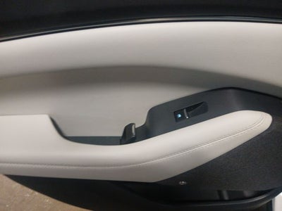 2022 Ford Mustang Mach-E Premium