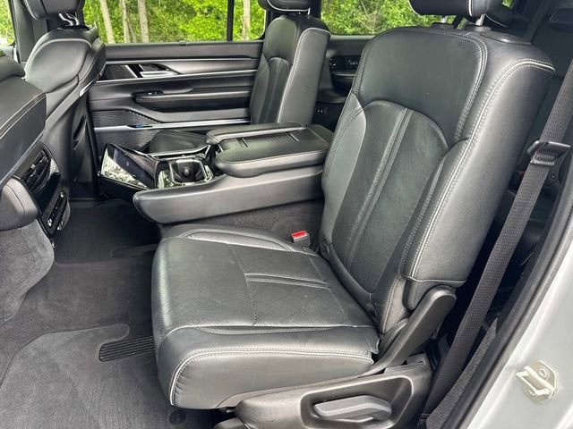 2024 Jeep Grand Wagoneer L Series II 4x4