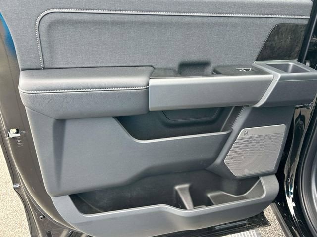 2025 Ford Super Duty F-350 SRW XL