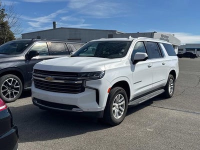 2024 Chevrolet Suburban LT