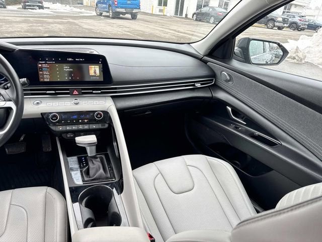 2024 Hyundai Elantra Limited