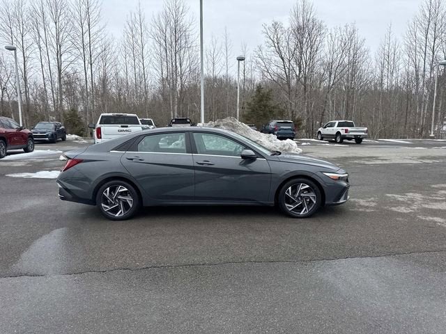 2024 Hyundai Elantra Limited