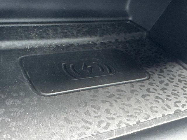 2024 Jaguar E-PACE R-Dynamic SE