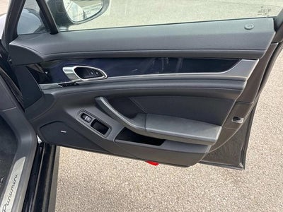 2015 Porsche Panamera 4