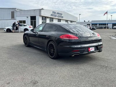 2015 Porsche Panamera 4
