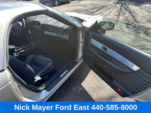 2004 Ford Thunderbird Base