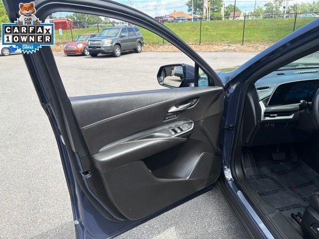 2025 Cadillac XT4 Premium Luxury