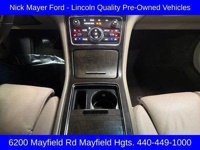 2017 Lincoln Continental Select