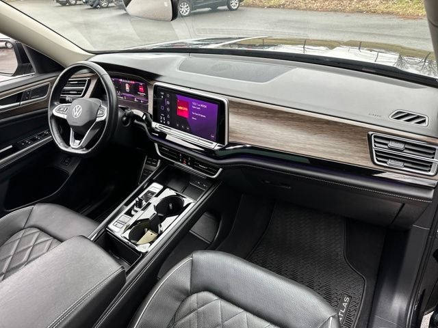 2024 Volkswagen Atlas 2.0T SEL Premium R-Line
