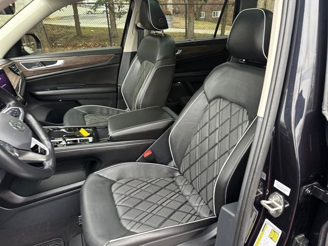 2024 Volkswagen Atlas 2.0T SEL Premium R-Line