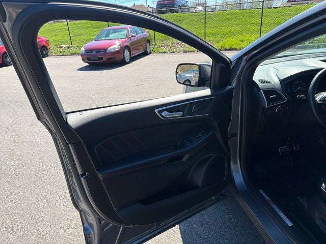 2023 Ford Edge ST Line