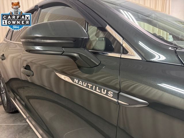 2022 Lincoln Nautilus Standard