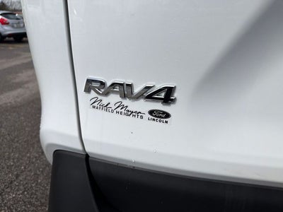 2022 Toyota RAV4 Hybrid LE