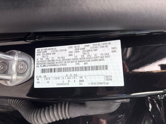 2022 Lincoln Corsair Standard