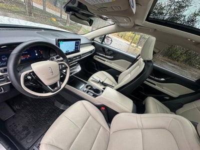 2025 Lincoln Corsair Premiere