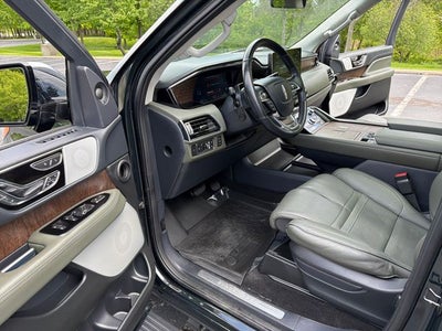 2022 Lincoln Navigator L Black Label
