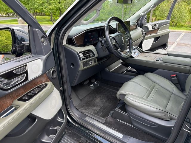 2022 Lincoln Navigator L Black Label
