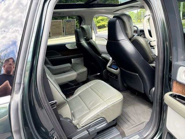 2022 Lincoln Navigator L Black Label