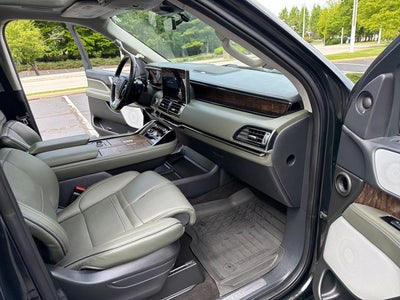 2022 Lincoln Navigator L Black Label