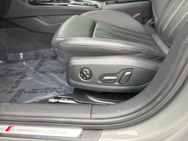 2024 Audi A4 45 S line Premium Plus quattro