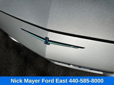 2004 Ford Thunderbird Base