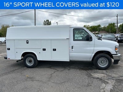 2026 Ford E-350SD Base Cutaway