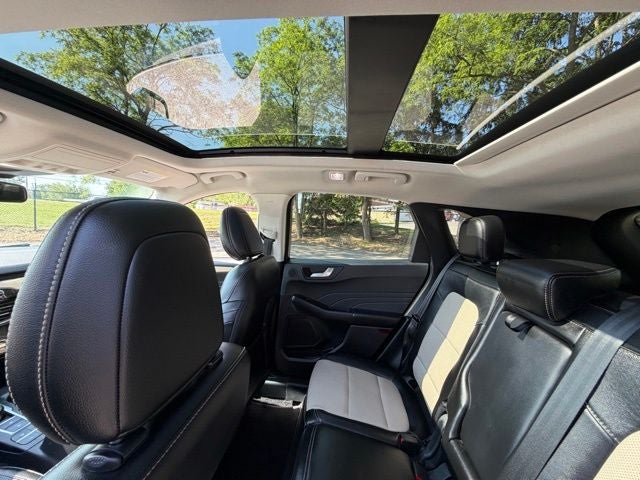 2021 Ford Escape Titanium