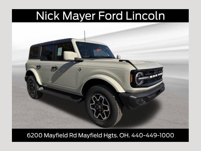 2026 Ford Bronco Outer Banks