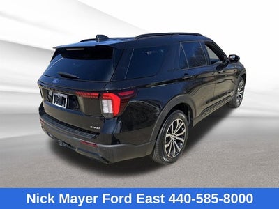 2025 Ford Explorer ST-Line