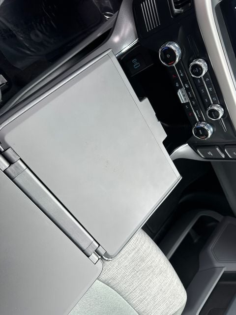 2023 Ford F-150 Lightning XLT