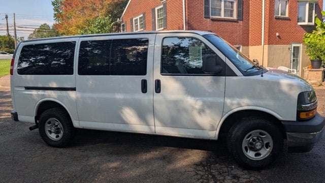 2019 Chevrolet Express 3500 LT Passenger