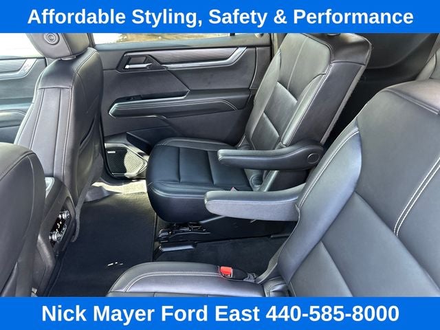 2024 GMC Acadia Elevation