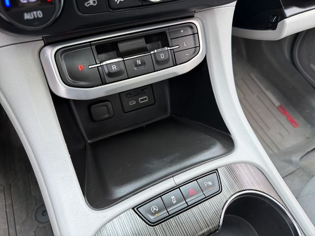 2021 GMC Acadia SLT