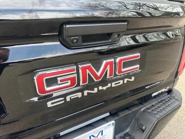 2024 GMC Canyon AT4