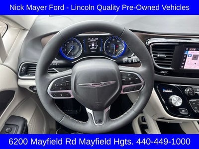 2024 Chrysler Voyager LX