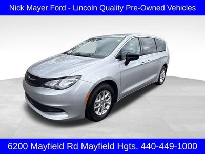 2024 Chrysler Voyager LX