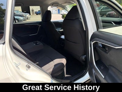 2022 Toyota RAV4 Hybrid LE