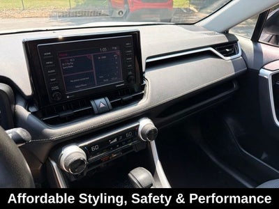2022 Toyota RAV4 Hybrid LE