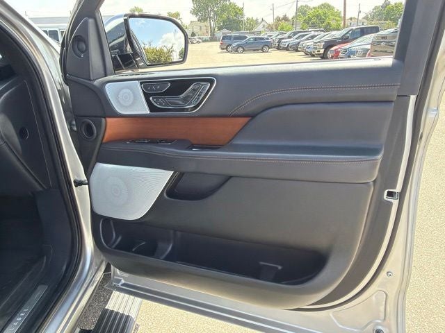 2024 Lincoln Navigator L Black Label