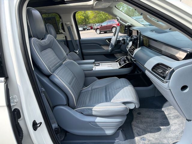 2021 Lincoln Navigator L Black Label