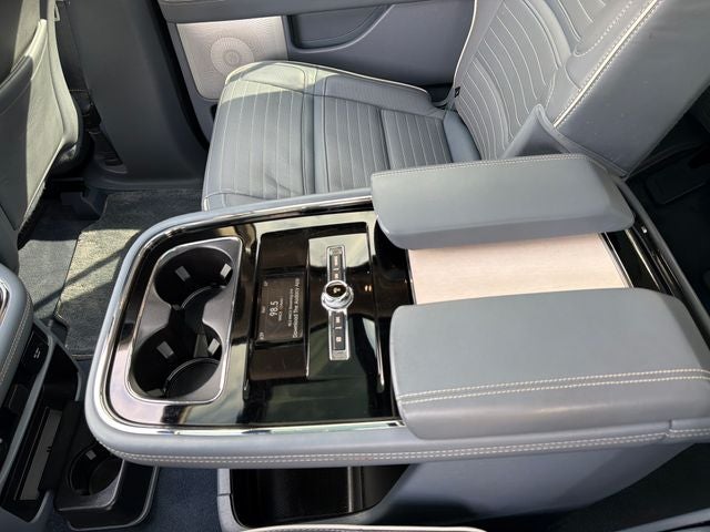 2021 Lincoln Navigator L Black Label
