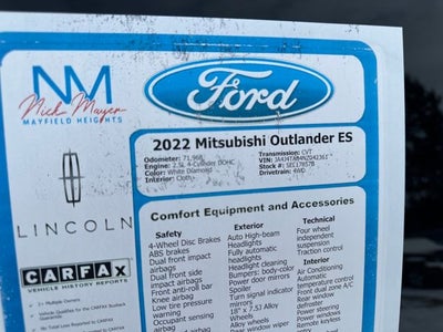 2022 Mitsubishi Outlander ES