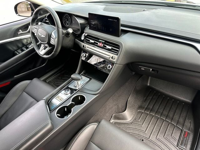 2025 Genesis G70 2.5T