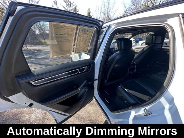 2023 Porsche Cayenne GTS