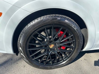 2023 Porsche Cayenne GTS