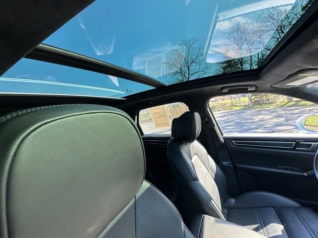 2023 Porsche Cayenne GTS