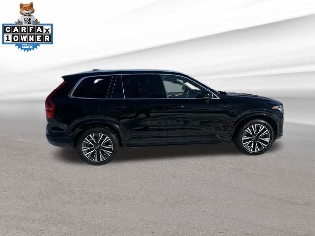 2022 Volvo XC90 T6 Momentum
