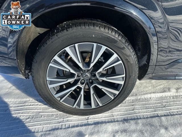 2022 Volvo XC90 T6 Momentum